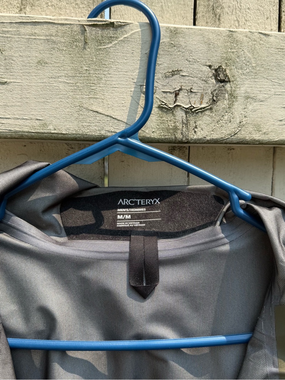 Arc'teryx Men's Olive Jacket with Hood - Picture 2 of 6